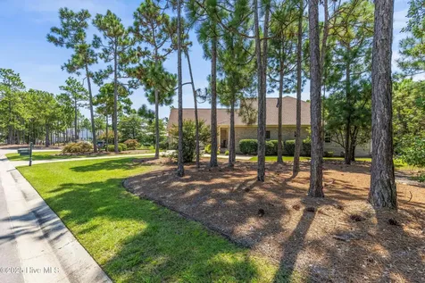 3220 Moss Hammock Wynd Southport NC 28461