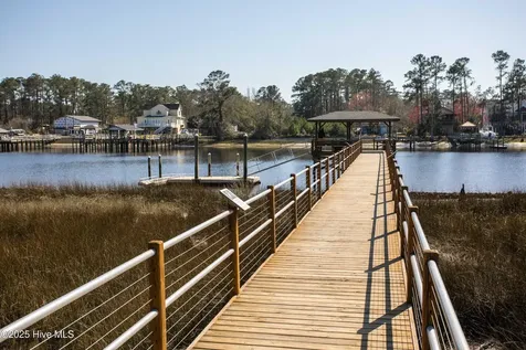 3220 Moss Hammock Wynd Southport NC 28461