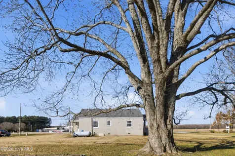 748 Virginia Road Edenton NC 27932