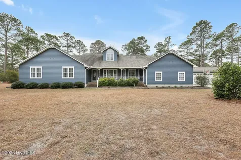 24 Queens Grant Circle SW Shallotte NC 28470