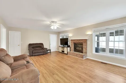 24 Queens Grant Circle SW Shallotte NC 28470