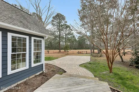 24 Queens Grant Circle SW Shallotte NC 28470
