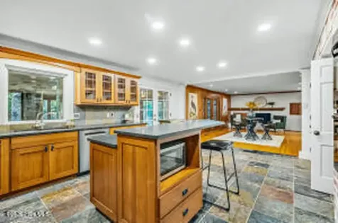 52 Dogwood Acres Drive Chapel Hill NC 27516