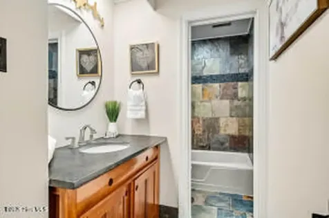 52 Dogwood Acres Drive Chapel Hill NC 27516
