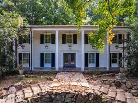 52 Dogwood Acres Drive Chapel Hill NC 27516