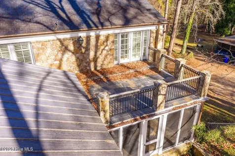 52 Dogwood Acres Drive Chapel Hill NC 27516