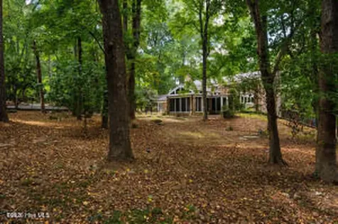 52 Dogwood Acres Drive Chapel Hill NC 27516