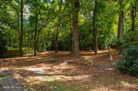 52 Dogwood Acres Drive Chapel Hill NC 27516
