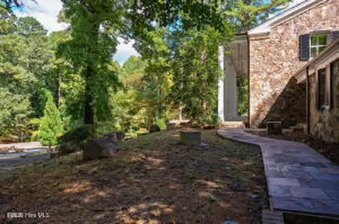 52 Dogwood Acres Drive Chapel Hill NC 27516