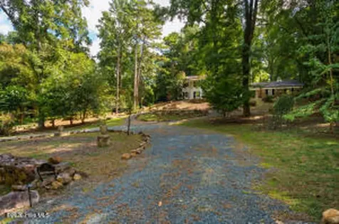 52 Dogwood Acres Drive Chapel Hill NC 27516