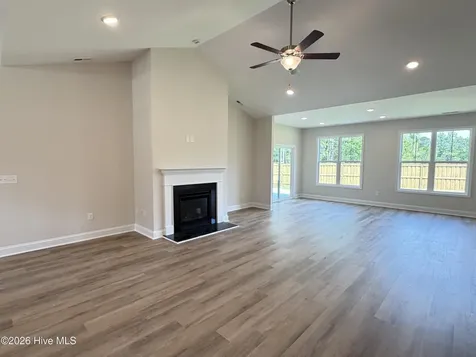 9155 National Avenue NE Leland NC 28451