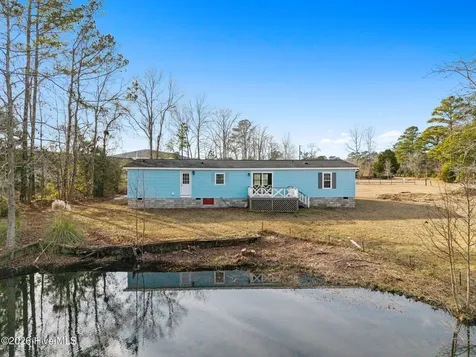 286 Edgewater Drive SW Shallotte NC 28470