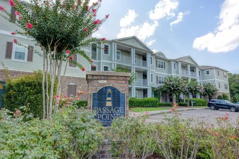 215 Valencia Court Wilmington NC 28412