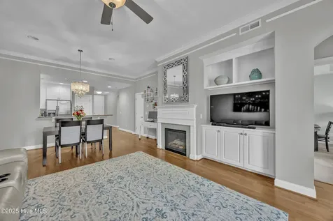 215 Valencia Court Wilmington NC 28412