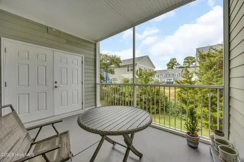 215 Valencia Court Wilmington NC 28412