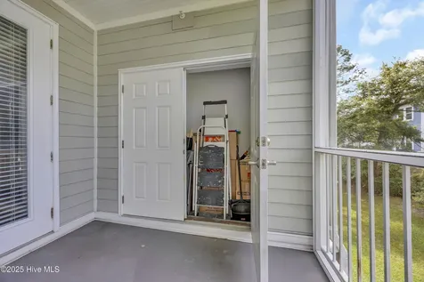215 Valencia Court Wilmington NC 28412