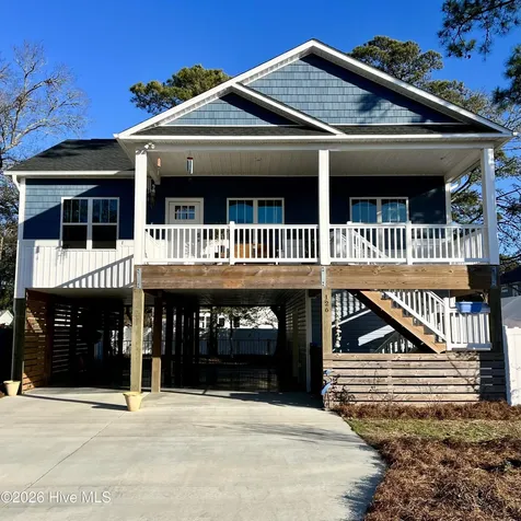 126 NW 18th Street Oak Island NC 28465