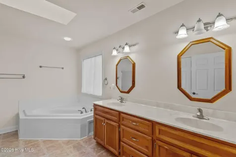 155 Teachs Cove Road Bath NC 27808