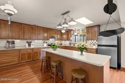 155 Teachs Cove Road Bath NC 27808