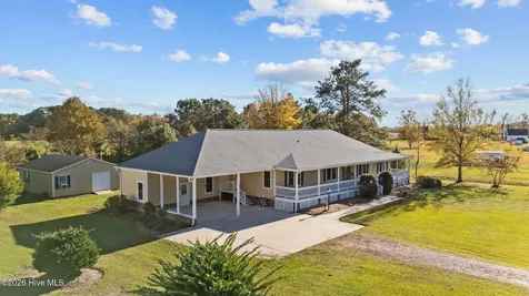 155 Teachs Cove Road Bath NC 27808