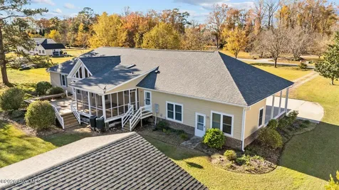 155 Teachs Cove Road Bath NC 27808