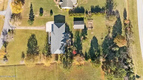 155 Teachs Cove Road Bath NC 27808