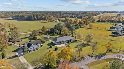 155 Teachs Cove Road Bath NC 27808