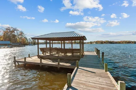 155 Teachs Cove Road Bath NC 27808