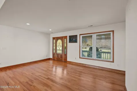 155 Teachs Cove Road Bath NC 27808