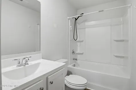 1550 Murre Court SE Bolivia NC 28422