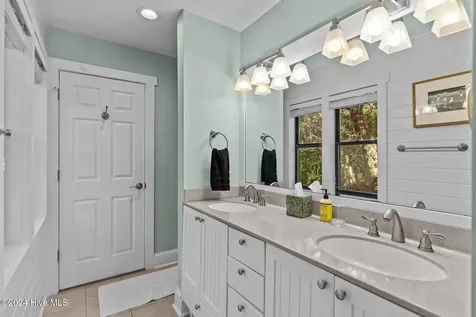 121 N Bald Head Wynd Bald Head Island NC 28461