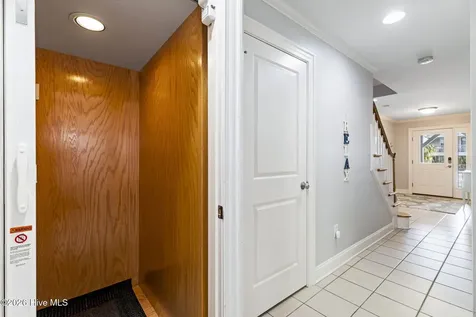 326 S 3rd Avenue Kure Beach NC 28449