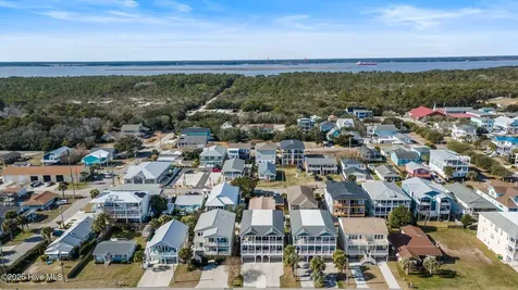 326 S 3rd Avenue Kure Beach NC 28449