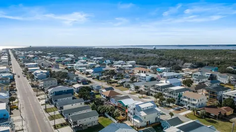 326 S 3rd Avenue Kure Beach NC 28449