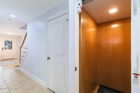 326 S 3rd Avenue Kure Beach NC 28449