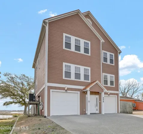 444 Little Kinston Road Surf City NC 28455