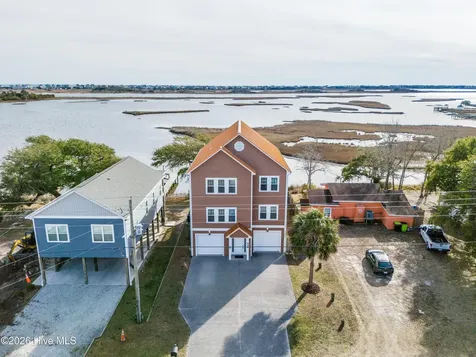 444 Little Kinston Road Surf City NC 28455