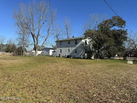 2725 Castle Hayne Road Wilmington NC 28401