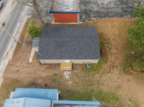 211 S Jackson Street Beulaville NC 28518
