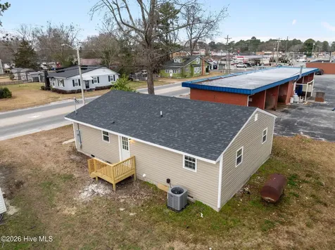 211 S Jackson Street Beulaville NC 28518