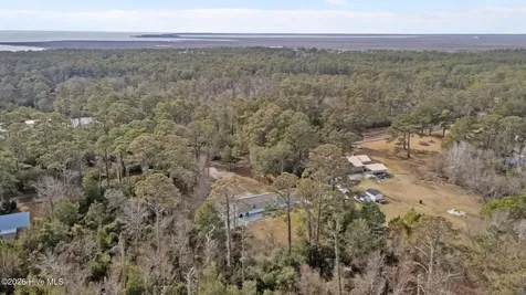 801 Lola Road Cedar Island NC 28520