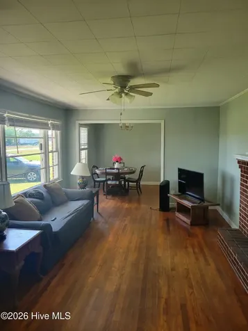 13570 N Lake Road Engelhard NC 27824