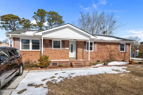 110 Speight Street Havelock NC 28532