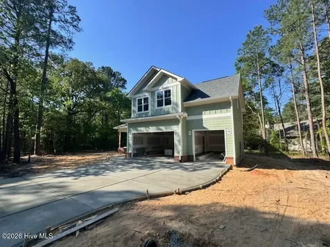 636 Willow Lane Vass NC 28394