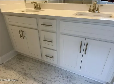 193 Seashore Street Grimesland NC 27837
