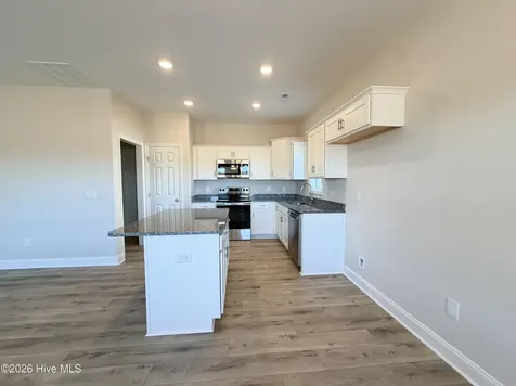 768 Aria Lane Hubert NC 28539