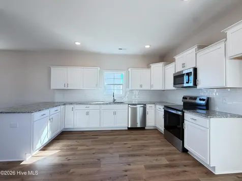 765 Aria Lane Hubert NC 28539