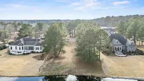 152 Legacy Lakes Drive Wallace NC 28466