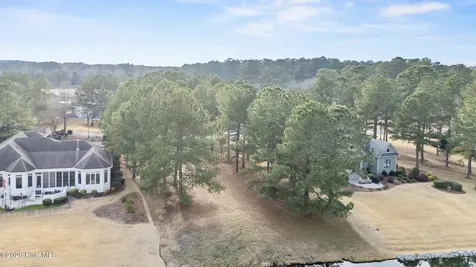 152 Legacy Lakes Drive Wallace NC 28466