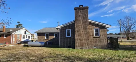 33145 Us Highway 264 Engelhard NC 27824